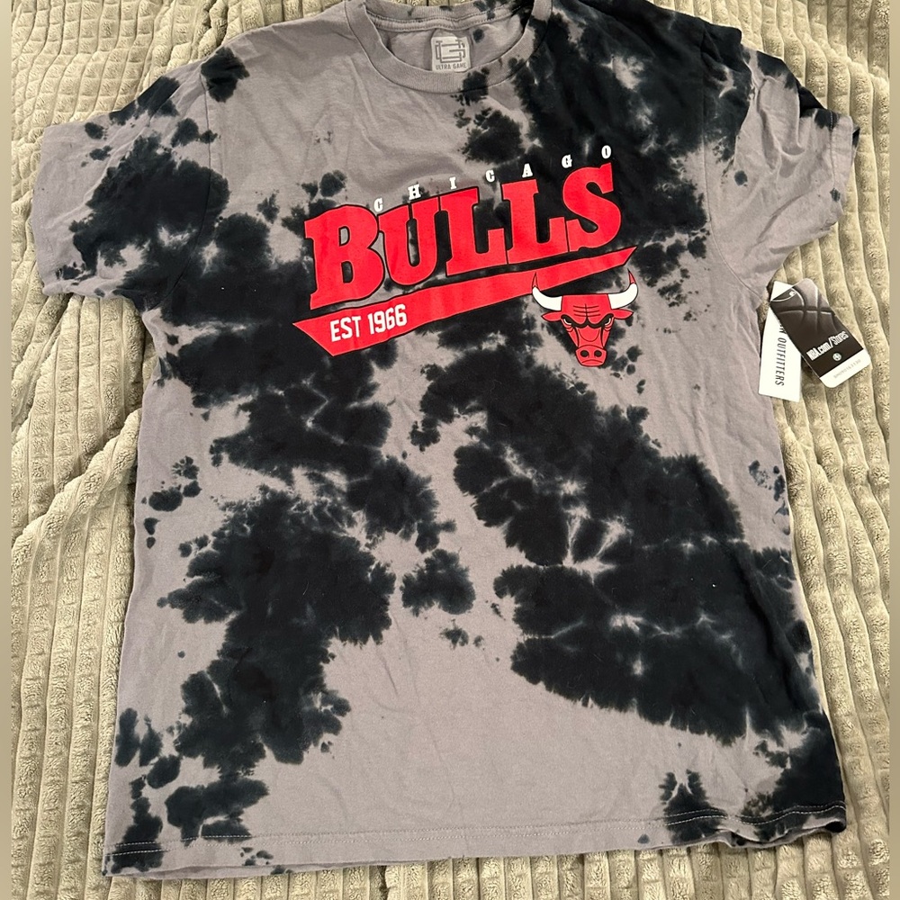 Chicago Bulls Tie-Dye T-Shirt - Black and Gray NWT